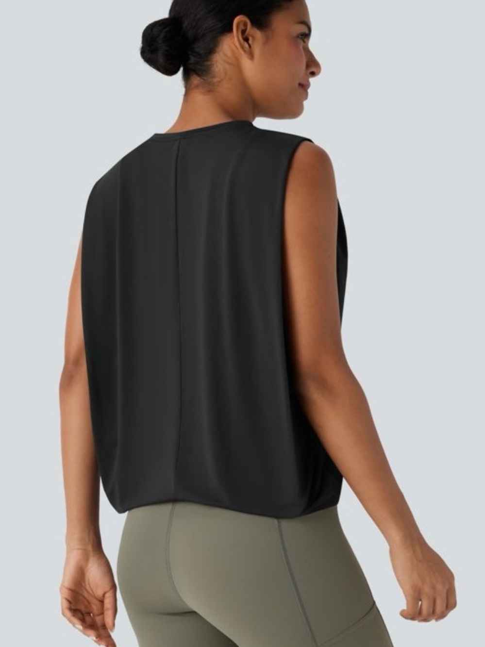 Halara Round Neck Ruched Cool Touch Yoga O Tank Top-UPF50+ - Picture 2 of 6